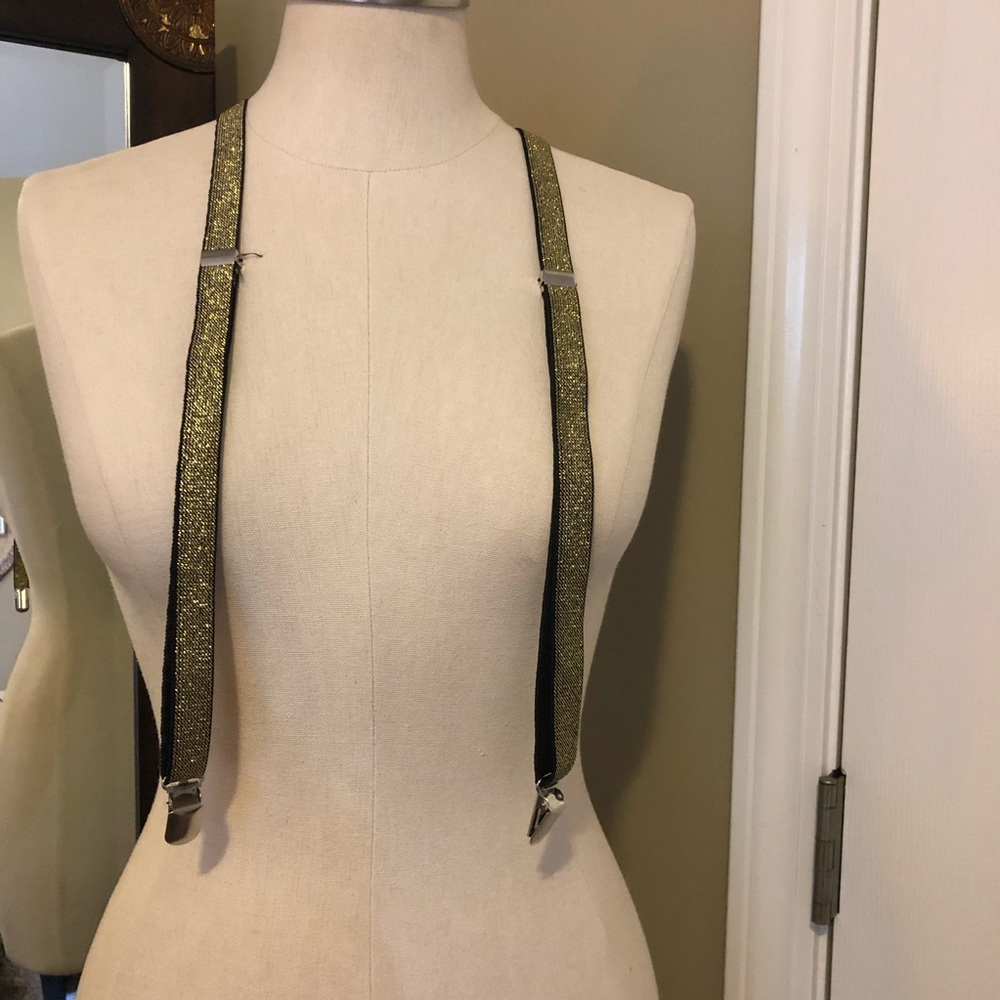 Black and gold suspenders